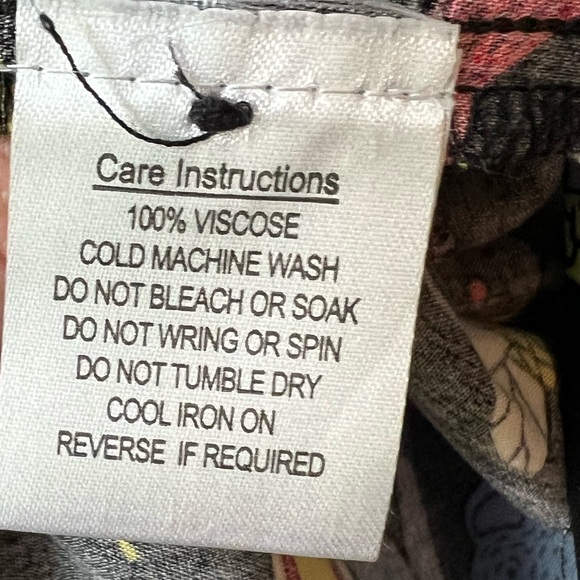 Fun Spacey Button-down Blouse - Picture 6 of 7